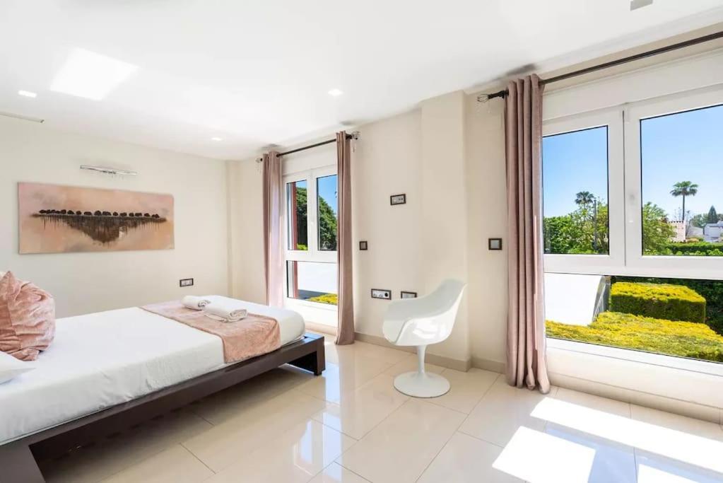 Ohana Luxury Villa With Heated Pool Malaga Exterior photo